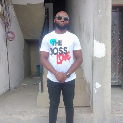 Fmr Churchgate Protocol Officer, in charge of expatriates Immigration related matters 2006-2021, a lover of God, sports and real Man United fan!