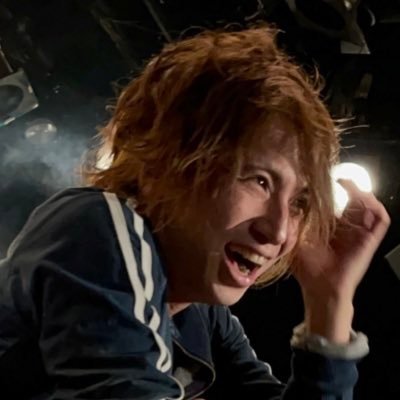 hokotenminoru's profile picture. 広島のパンクロックバンド「歩行者天国」「新世紀ライジングザワールド」のボーカル/弾き語りもやるよー/のんびり生きてます/最強のライブを目指す！！