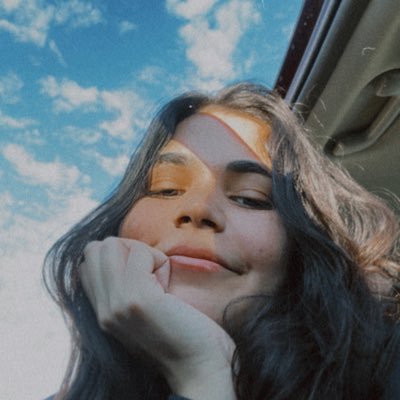 FrancesVazquez7's profile picture. UCB|Todos tus sueños se harán realidad... mientras tengas el coraje de perseguirlos.