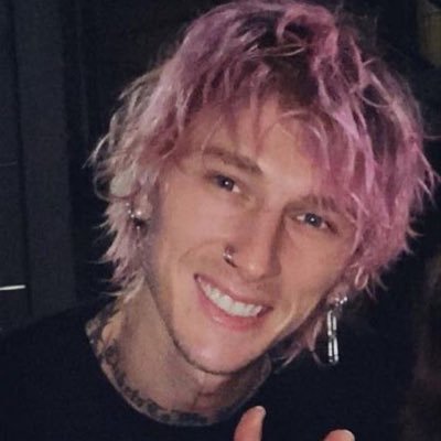 Welcome to my Twitter❌❌COLESLAW IS NUMBER ONE AKA @machinegunkelly 14/EST 2019/📍NY🏙/♓️/ INS and TT-mgks_bloodyvalentine_30