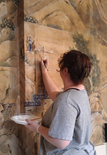 1luvscolor's profile picture. Artist