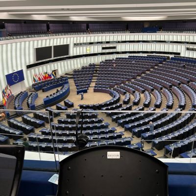 limes_raetia's profile picture. ‚If you live long enough, you see the same eyes in different people’//‚May the force be with you‘//https://t.co/vwn7mRzDKw