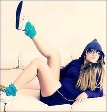 Carolinne Fernandes Pacheco / 17 anos / São Paulo *--*