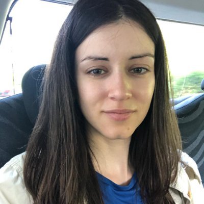 Simona27210232's profile picture. 