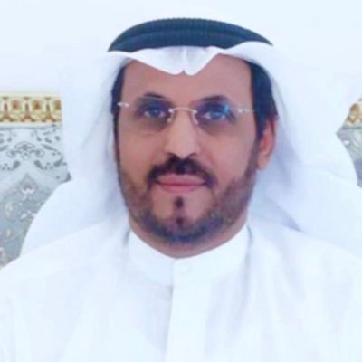 محامي مهتم بالشأن العام