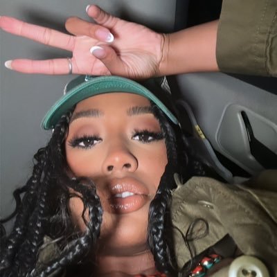 AhkiraEssien's profile picture. 