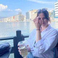 Esra`` (@esrasolmazz_) 's Twitter Profile
