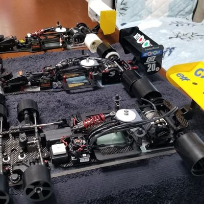 元ラジコン屋って言ってもラジコンが上手い訳ではありません。
今はそのラジコン屋の大家さん。
@RC shop NEXT