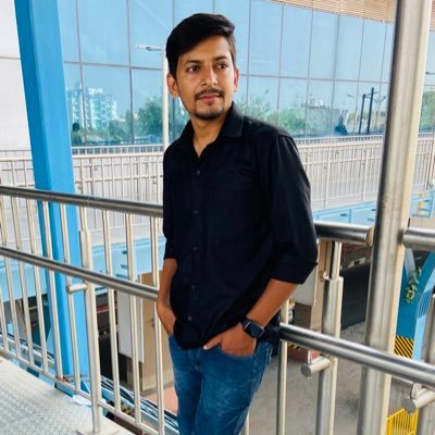 amanupadhyay864's profile picture. 