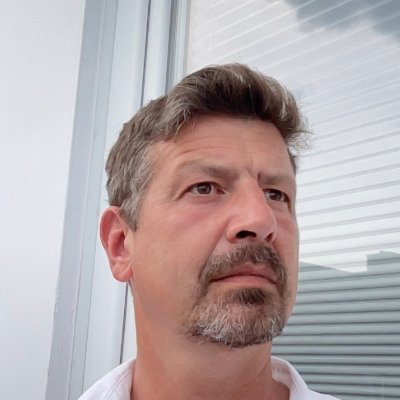 Skipper_Holger's profile picture. Father, husband, kickboxer, coder. #segeln #softwarearchitect, ThreamaID NVP9CZ69, #DSV, https://t.co/DjAchdaLtj