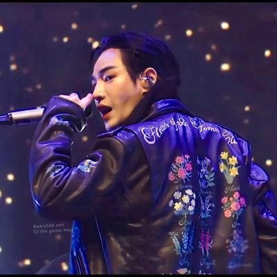 ตามมาจากคอนเสิร์ต #PalitchokeFirstDate 🦋🦋🦋 ขอสนับสนุน #เป๊กผลิตโชค นับจากนี้ไป