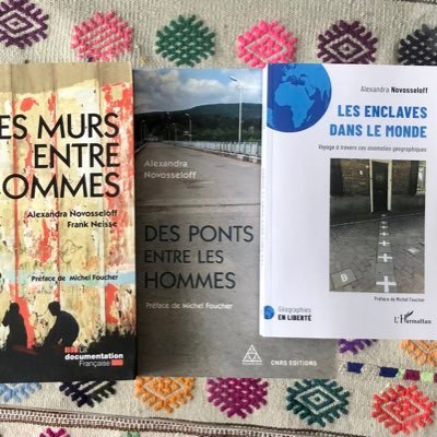 Des murs entre les hommes (2007-17) / Des ponts entre les hommes (2017) / Les enclaves dans le monde (2023) = Une trilogie géopolitique