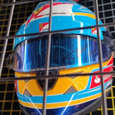 cubero410's profile picture. Tecnico superior en sistemas informáticos en red, y técnico superior de Telecomunicaciones, además amante de F1