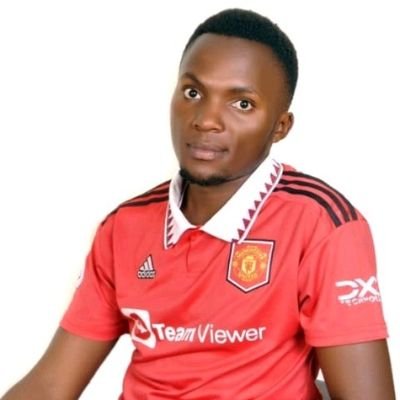 Manchester United is the religion , electrical engineering and God is my first priority  .