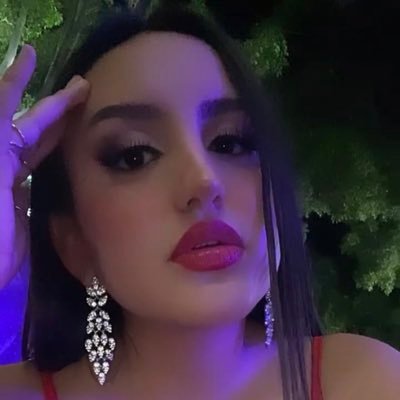 Angela_romeroG's profile picture. 