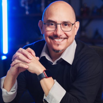 Senior Editor, Motion Graphics Designer and Photographer at CRM Studios in Las Colinas, Texas.