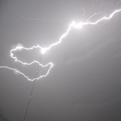 Twitter account of storm and lightning chaser Chris Kwinta (The Lightning Hunter on YouTube). Grad student at UAH studying lightning in MCSs. Part 107 pilot.