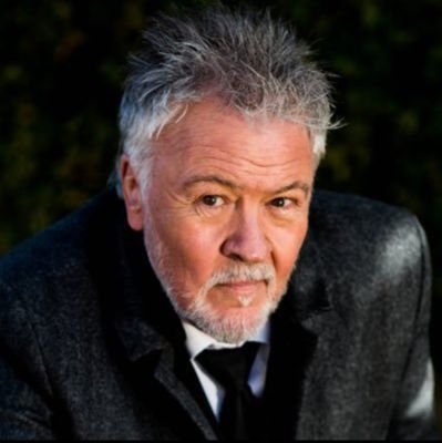 Fan page Paul Young official fanpage my new official fanpage feel free to text me here since you can not text My private account Love you all ❤️