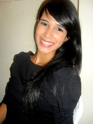 E quando você menos espera a vida te vira do avesso, e você descobre que o avesso é o seu lado certo.”