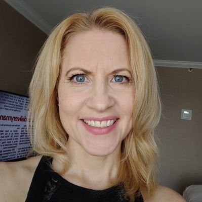 karen_noelle's profile picture. 