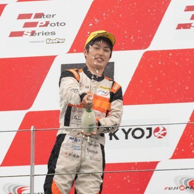 レーシングドライバー / 2019年 VITA OF ASIA 初年度WINNER🏆 / 2021年 S-FJ日本一決定戦 優勝🏆 / VITA北海道シリーズ2023年2位🥈2024年 チャンピオン🏆 / アセットコルサはじめました/お問い合わせはDMへ/ほしい物リスト↓