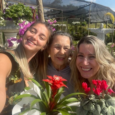Viajar ñ é luxo, é necessidade da alma e mente, com elas vem as aventuras que podem ter surpresas, mas a monotonia pode matar. FATO que descobri muito tarde😉✈️