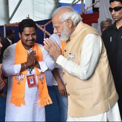 kudagi_praveen's profile picture. ಭಾರತೀಯ ಜನತಾ ಪಕ್ಷ.
ವಿಜಯಪುರ ನಗರ ಪ್ರಧಾನ ಕಾರ್ಯದರ್ಶಿ.General secretary.🚩🌾
ವಿಷ್ಣುವಿನ ತಾಳ್ಮೆ ಇರಲಿ,ನರಸಿಂಹನ ಕೋಪ ಯಾವತ್ತೂ ಮರಿಬೇಡ.🚩🚩🚩.