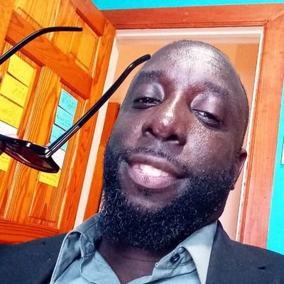 Panamanian x American šµš¦ šŗš²
CEO of Dr. Ink Wright L.L.C.,
Writer,
Poet,
Author,
Gentleman, thinker, & student of life.
Love's Conduit!