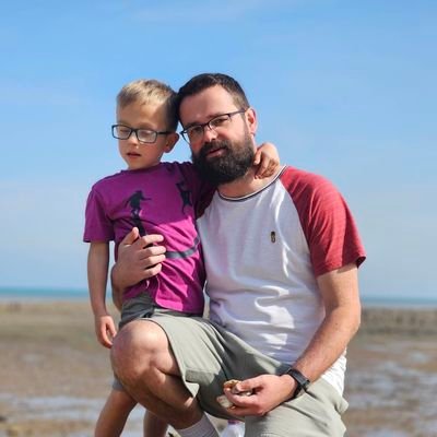Dad. Northern. Bearded. Grumpy. He/Him. 🏳️‍🌈