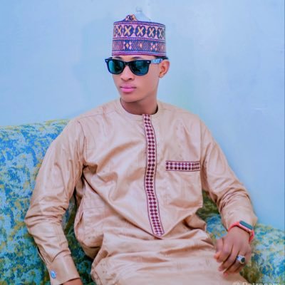 _mubarak_ismail's profile picture. _Muslim🌙 _Allah first _Luv💞prophet Muhammad saw❤️ _luv💞mom and dad 😇 _Zazzau fashion model _Mu2min Zazzau🎆