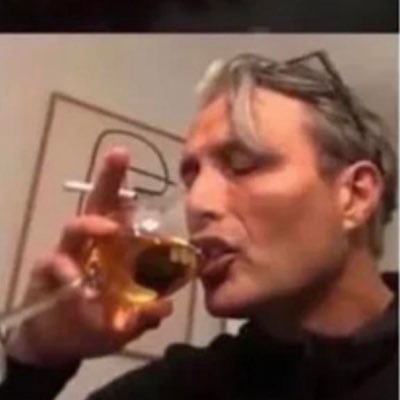 SNVSlZ's profile picture. ถามว่าแมวแค่ไหน ประมาณลูกชิ้น🍥 | 🌧 | keyakizaka46🍀👉👆🌄 | เน็นโพน้องค้าบบยิ้มตาหยีจงเจริญ🥺💕💕