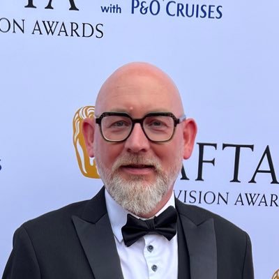 Creator & Writer of #CarShare #MeetTheRichardsons Podcaster of @FistOfFirsts
Comedy Scriptwriting Course - https://t.co/PICF72XNj3