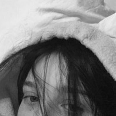 yarencalpys's profile picture. hmmm