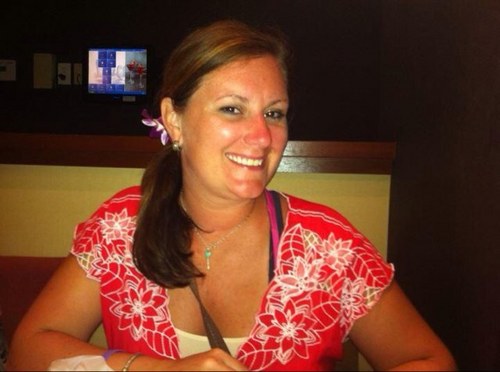 ashleesloane's profile picture. soon to not be me anymore