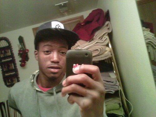 gareezmellow_'s profile picture. 