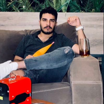 seslitweett's profile picture. Sesli düşünüyorum.