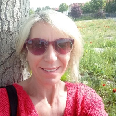 kakuta111's profile picture. Kitap okur. Mottom: 'Bir ömür yetmez yoksullara da okurlara da'. 
ODTÜ Felsefe 
Muğla S.K Sosyoloji Y.L.
DTCF Hindoloji