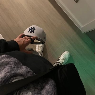 rllihzm's profile picture. ﾒ𝟶