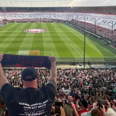 Feyenoord_XL's profile picture. I am Feyenoord till I die ⚽ /silvercard vak U, PΣЯ FӨЯŦIЦS CΣЯŦΛMΣП