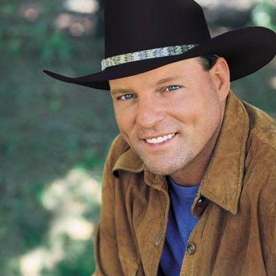 Official Twitter account for John Michael Montgomery.