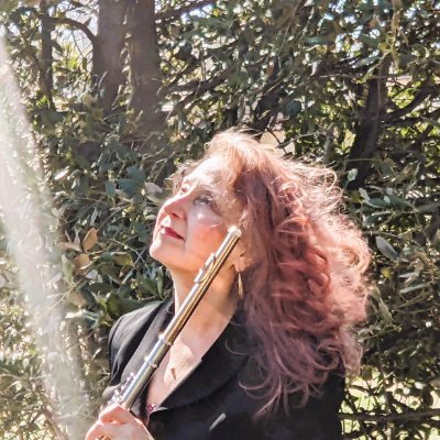 Jacquelyn G. Kleine I Sonic Light
Classically trained Flutist, Published Composer, Recording Artist: NeoSymphonic, Soundscape, Ambient Electronic, Space...more!