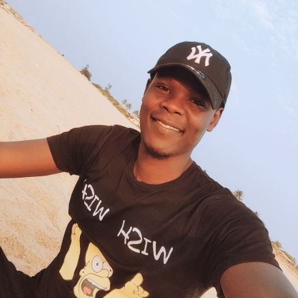 AbbasMoussaHas2's profile picture. Dans chaque épreuve ne cherche pas l'ennemi, cherche l'enseignement