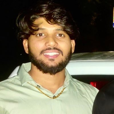 thakur_vivek00's profile picture. JAI SHREE RAM🚩