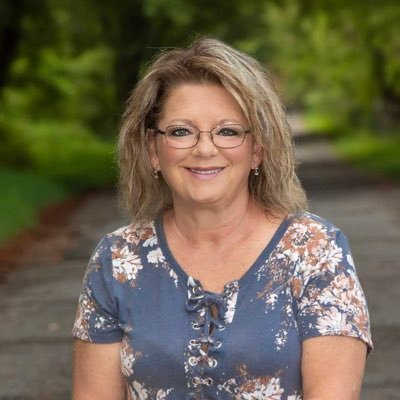 joanie_coley's profile picture. 