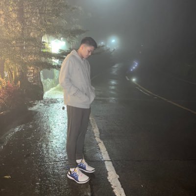 vnzalndjao's profile picture. 