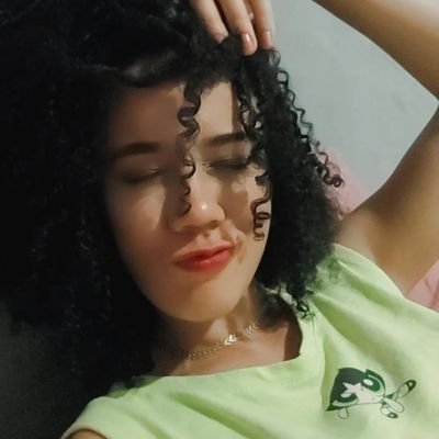 uma jovem cristã, curti fazer trilha🍃
sobre Jesus: Ele é a luz que acende meu sorriso. ❤