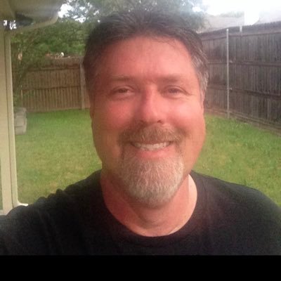 robert300WinMag's profile picture. 