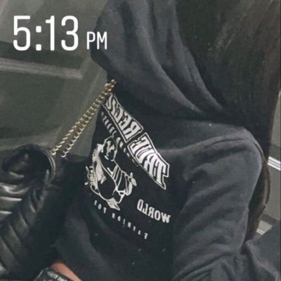 lilzipz22's profile picture. 🏴