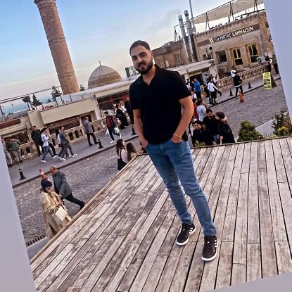 Adar21111's profile picture. Ara sıra mahşer 
Ara sıra yaşama hırsı