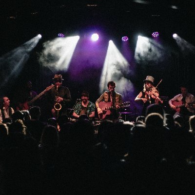 Spanish Gypsy Jazz Ensemble from San Francisco/Bay Area CA.
Next coming show at SFJAZZ Miner Auditorium, SF Jazz Festival
https://t.co/olAtDJcEGW
